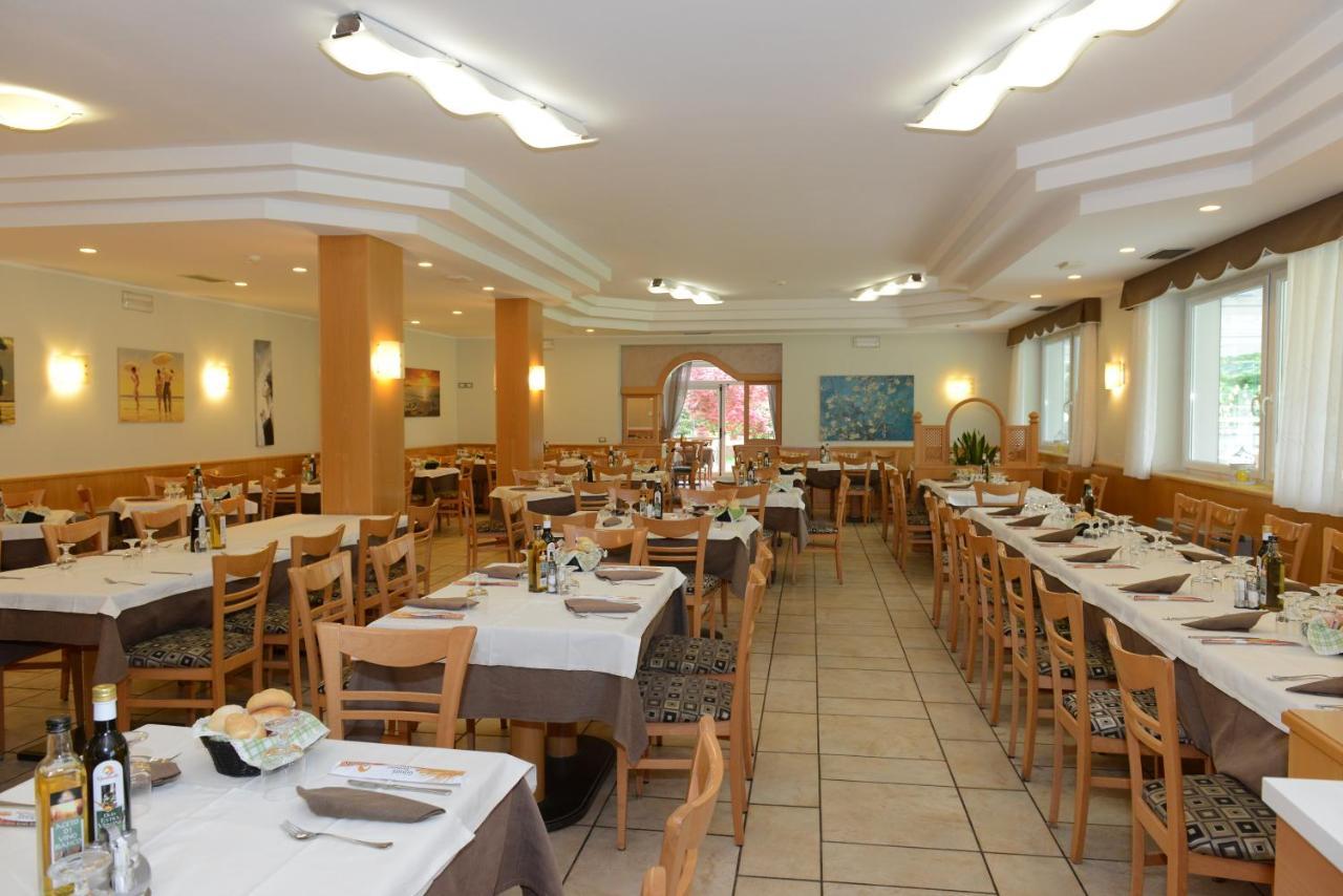 Hotel Al Brenta Levico Terme Esterno foto